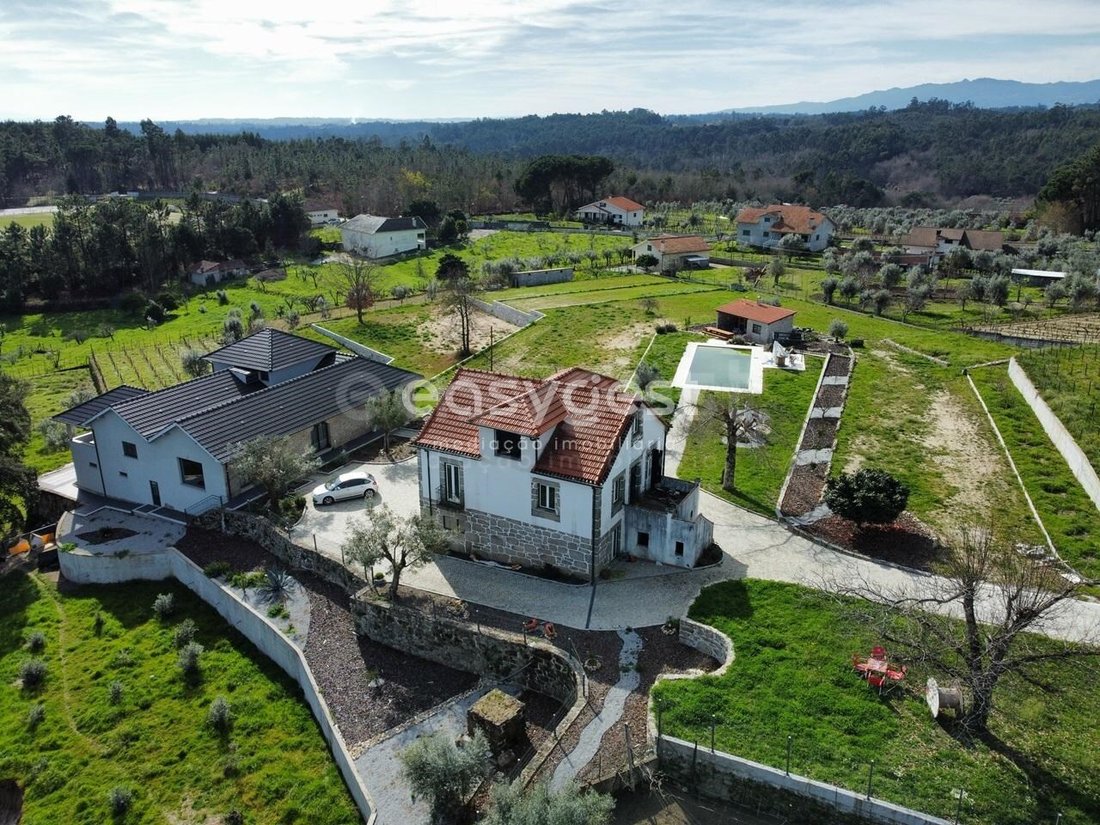Finca in Parada de Gonta, Viseu District, Portugal 2 - 13827241