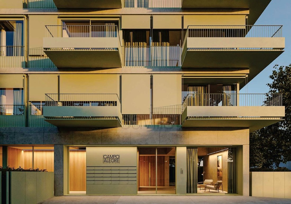 Apartment in Lordelo do Ouro e Massarelos, Porto District, Portugal 1 - 16598385