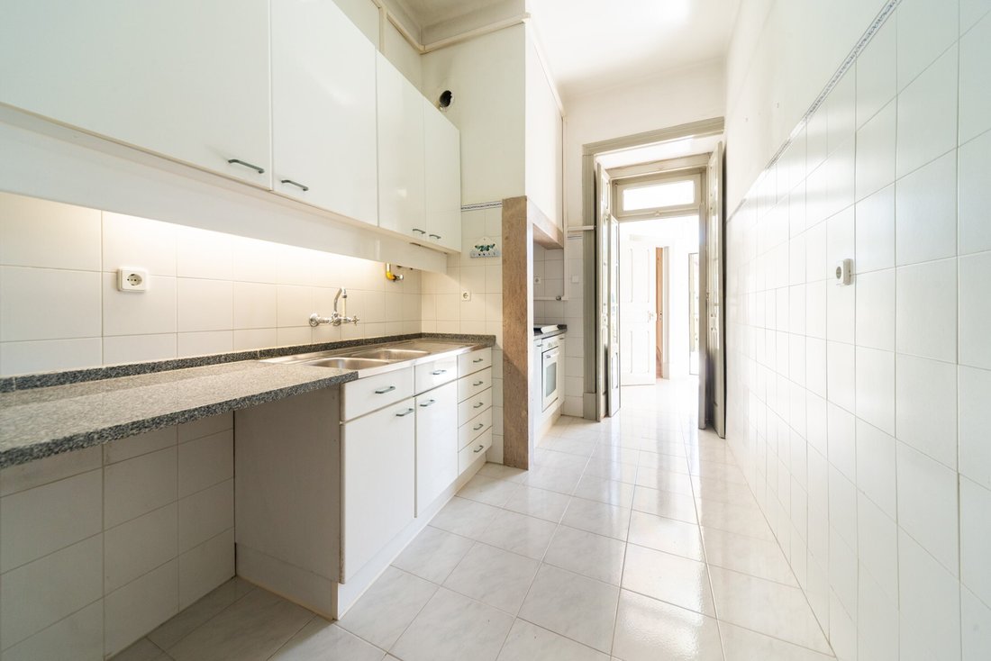 Apartment in Arroios, Lisbon, Portugal 5 - 15487158