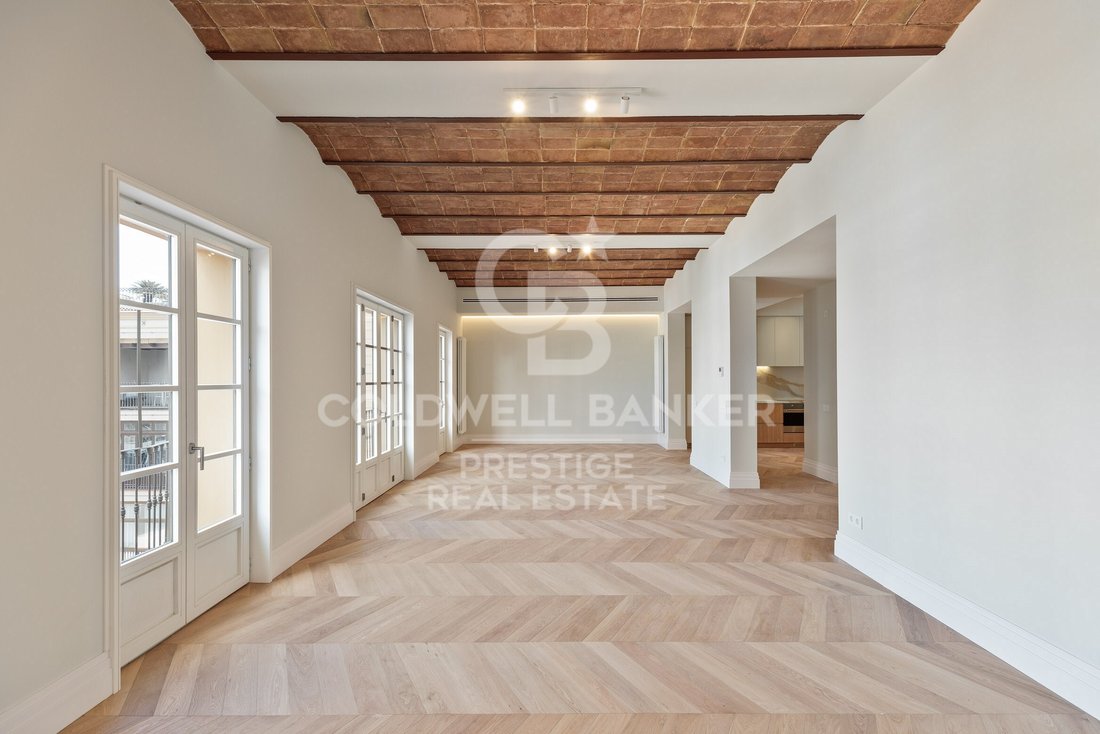 Apartment in Eixample, Barcelona, Spain 4 - 15273934