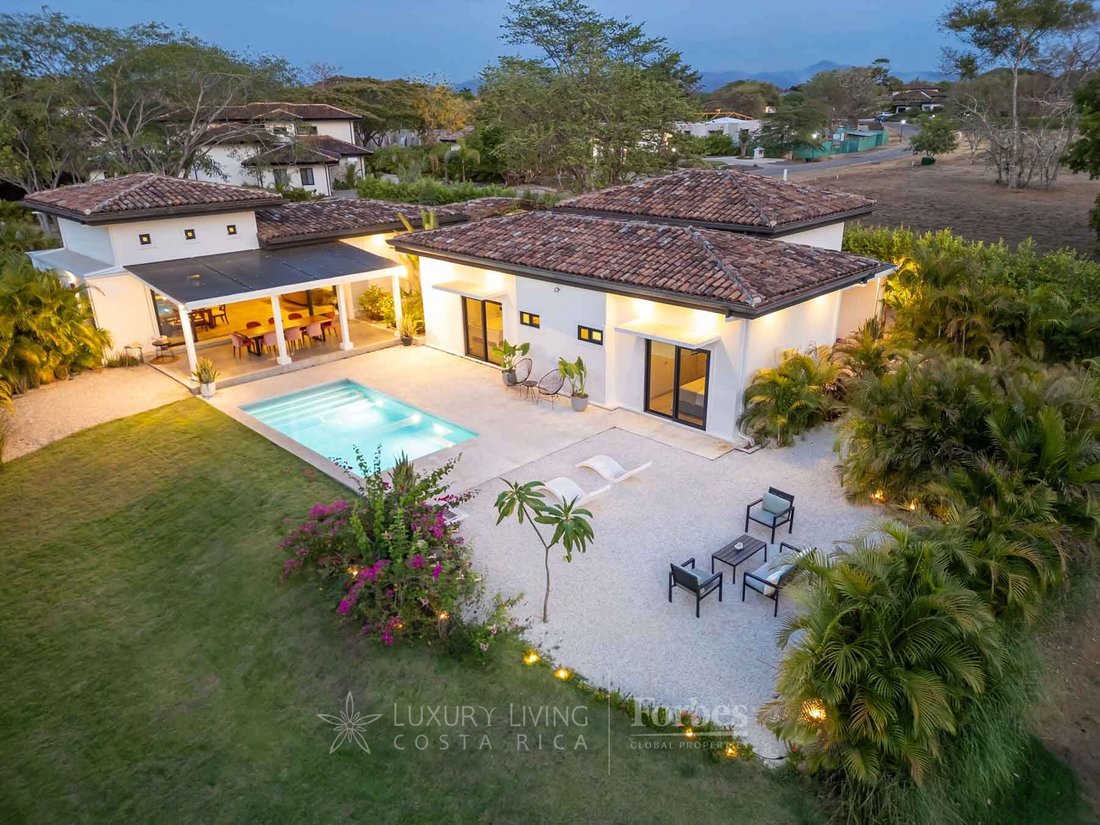Condo in Tamarindo, Guanacaste Province, Costa Rica 1 - 16648695