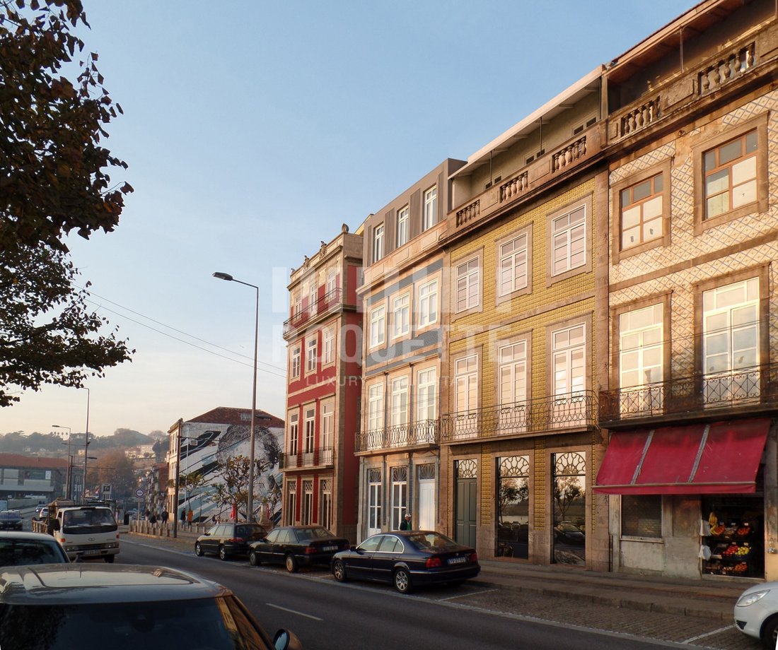 Apartment in Cedofeita, Santo Ildefonso, Se, Miragaia, Sao Nicolau e Vitoria, Porto District, Portugal 2 - 13459778