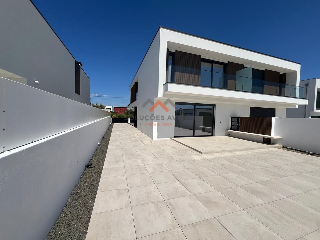 House in Gloria e Vera Cruz, Aveiro District, Portugal 4 - 16570170