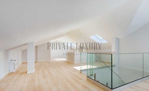 Apartment in Carcavelos e Parede, Lisbon, Portugal 1