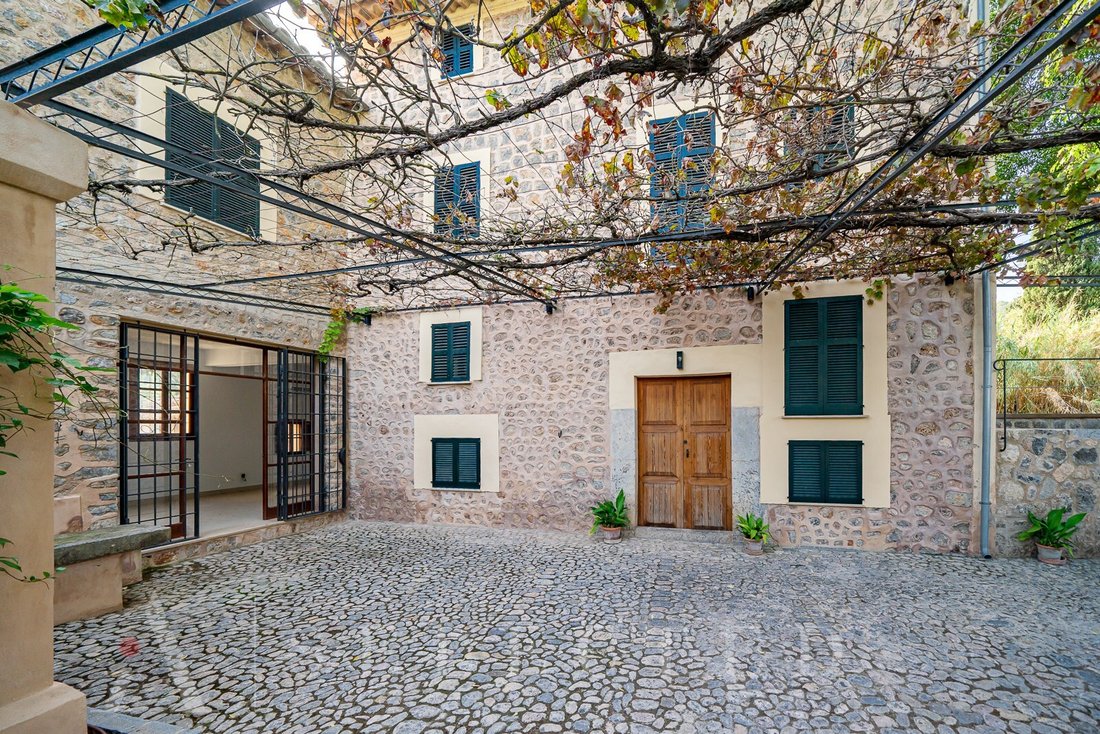 House in Soller, Balearic Islands, Spain 3 - 12306987