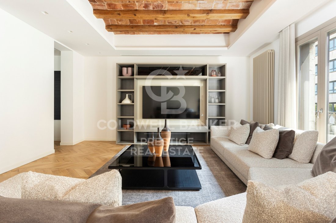 Apartment in Eixample, Barcelona, Spain 5 - 16477925