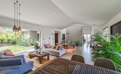 Condo in Ciudad Colón, San José Province, Costa Rica 1