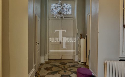 Castle for Sale in Périgueux, Nouvelle-Aquitaine, France