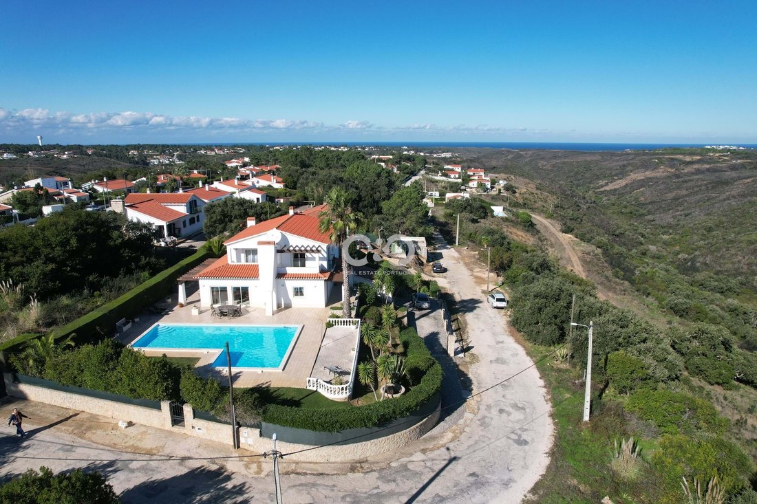 Villa in Aljezur, Algarve, Portugal 1 - 16321149