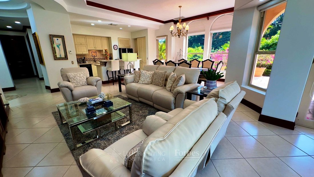 Condo in Jaco, Puntarenas Province, Costa Rica 2 - 16648712