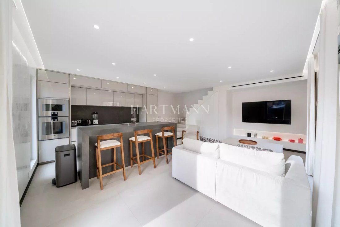 Townhouse in Camp Long, Cannes, France 4 - 16715517