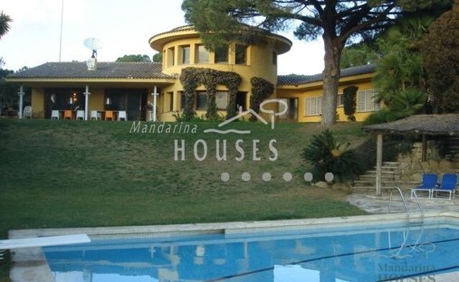 Finca in Argentona, Catalonia, Spain 1