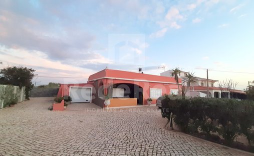House in Alcantarilha, Algarve, Portugal 1