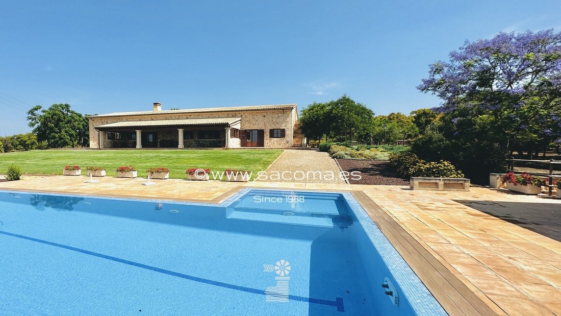Finca in Manacor, Balearic Islands, Spain 1 - 12999889