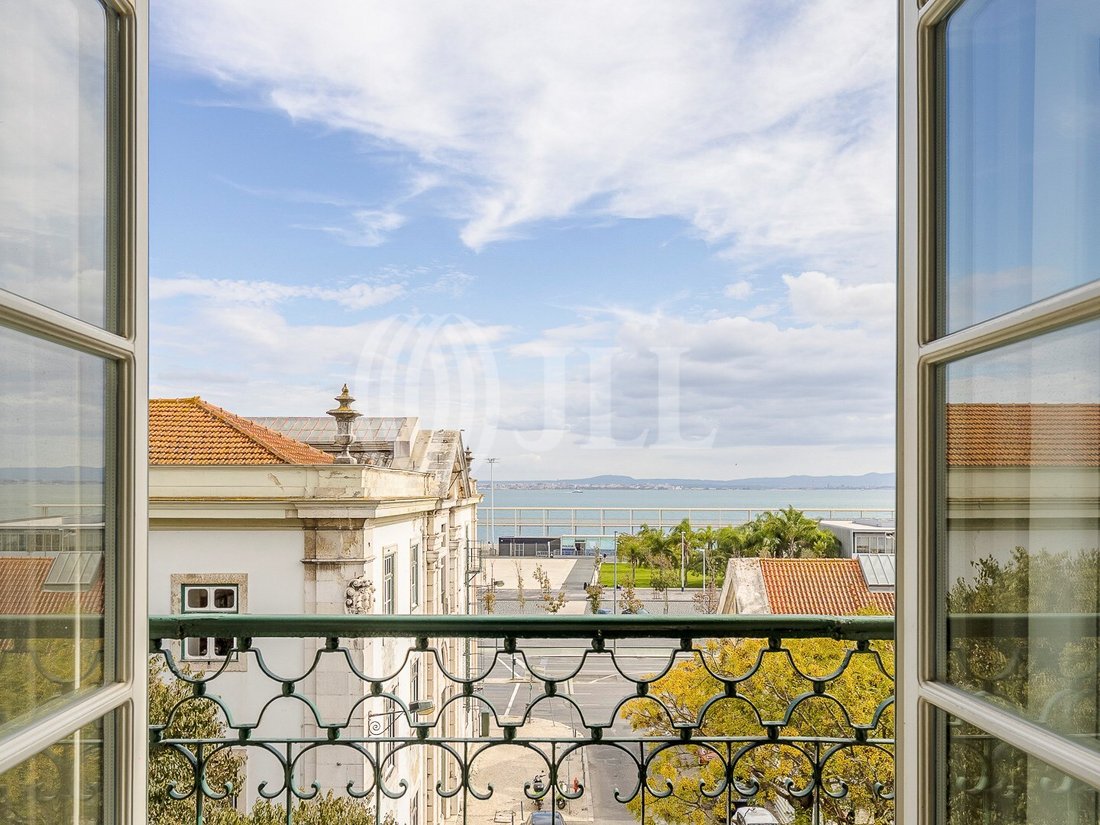 Apartment in Santa Maria Maior, Lisbon, Portugal 3 - 14869604