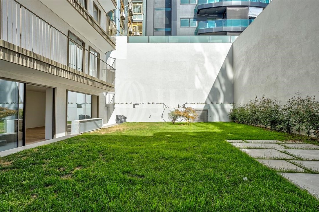 Apartment in Avenidas Novas, Lisbon, Portugal 3 - 14855017