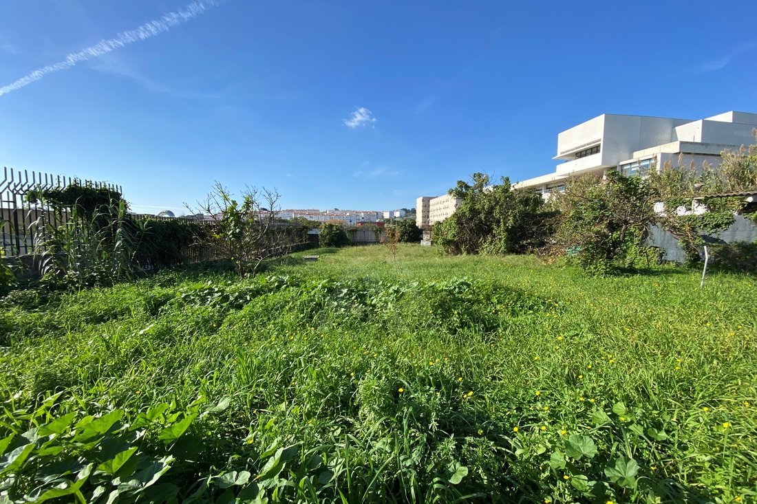Land in Ajuda, Lisbon, Portugal 3 - 15711041