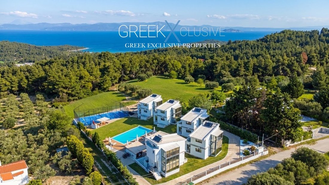 Villa en Pallini Municipal Unit, Macedonia and Thrace, Grecia 1 - 16717872