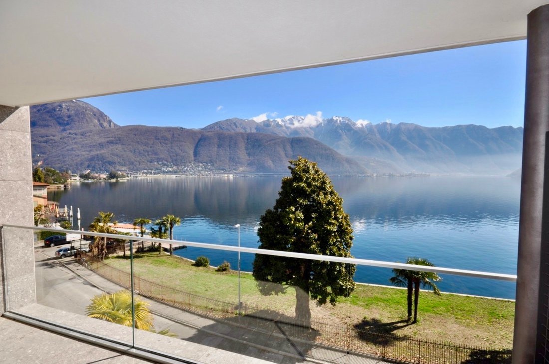 A Lakefront Masterpiece On Lake Lugano – Elegant 4.5 Room Where Luxury Meets Lifestyle