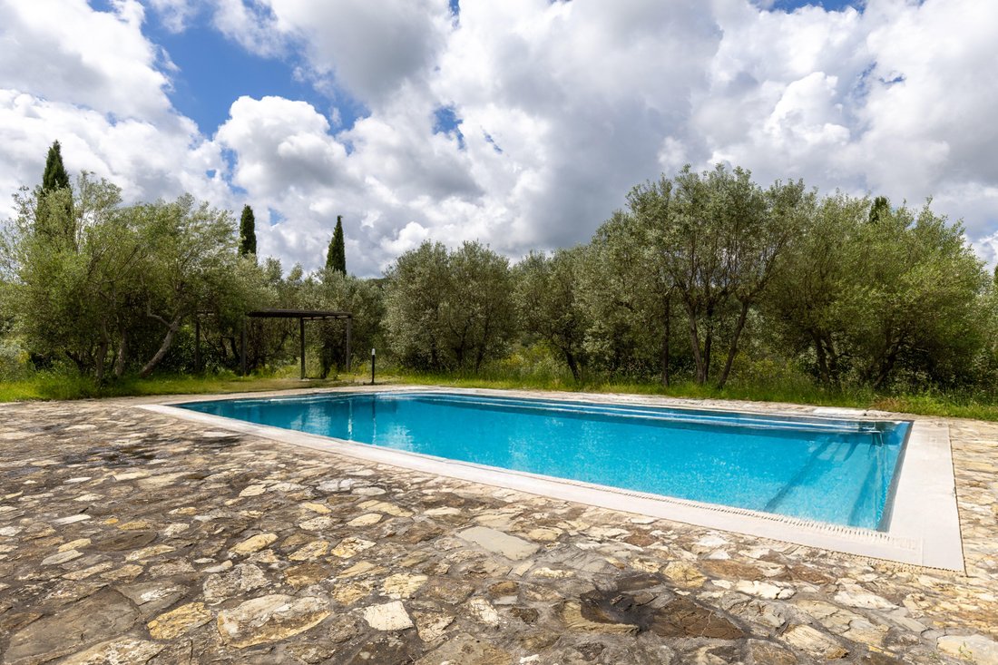 Villa in Laterina Pergine Valdarno, Tuscany, Italy 2 - 16719773