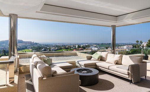 Penthouse in Nueva Andalucia, Marbella, Spain 1