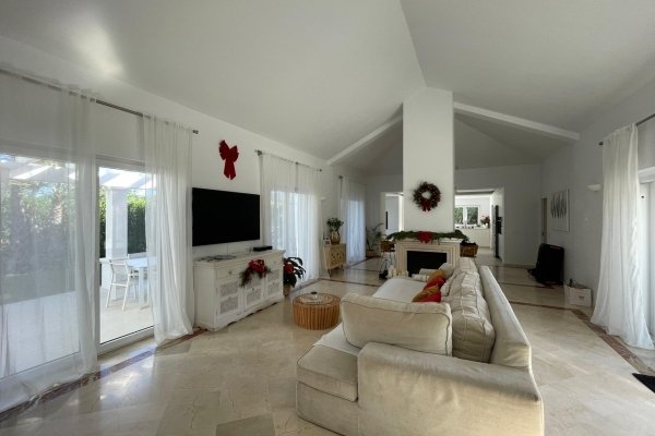 Villa in Sotogrande, San Roque, Andalusia 5 - 16719553