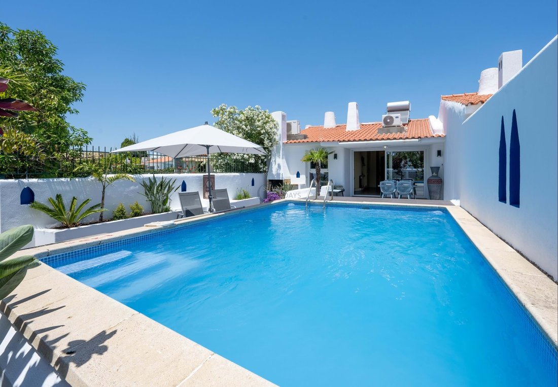 Townhouse in Vilamoura, Quarteira, Algarve 1 - 16719712