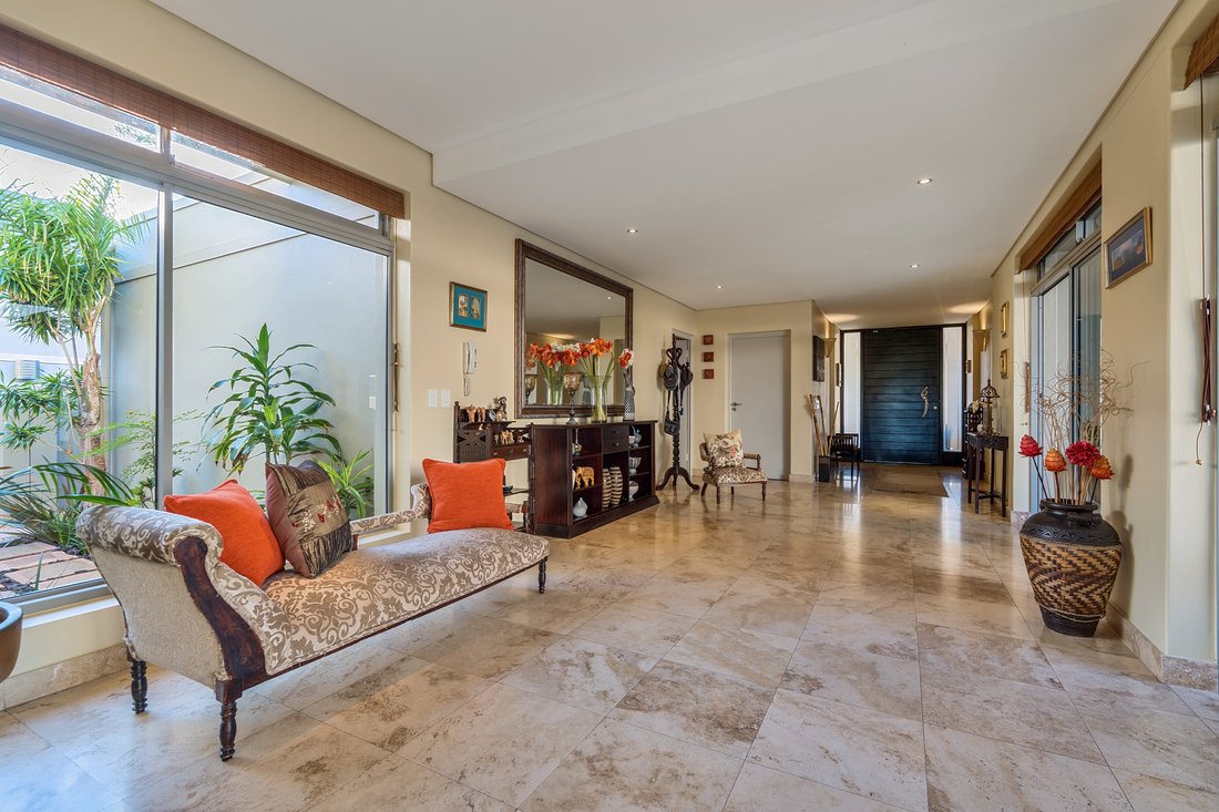 House in Cape Town, Western Cape, South Africa 5 - 16719695