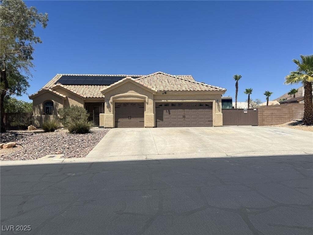 House in Las Vegas, Nevada, United States 2 - 15551872
