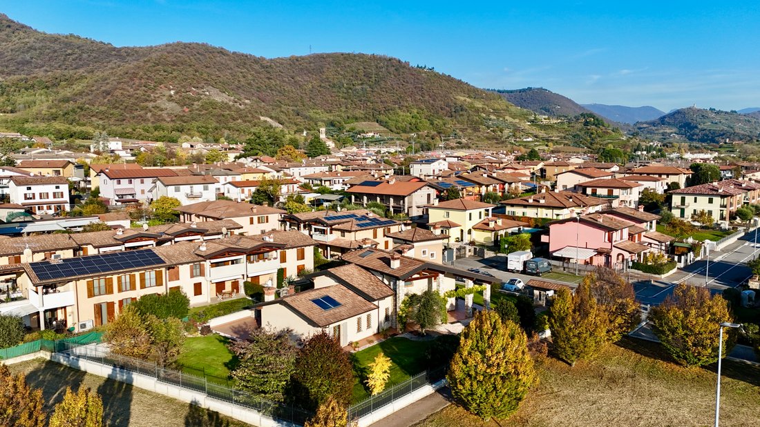Villa in Gussago, Lombardy, Italy 3 - 16720949