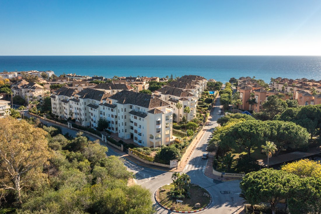 Penthouse in Elviria-Cabopino, Marbella, Spain 1 - 16720924
