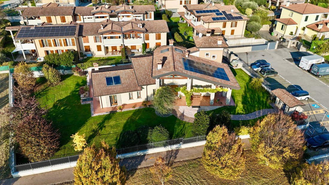 Villa in Gussago, Lombardy, Italy 4 - 16720949