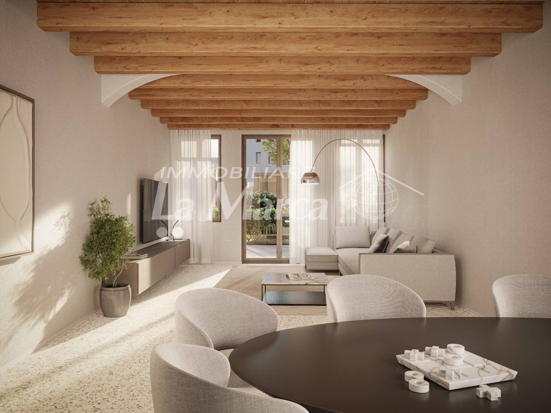 Apartment in Cathedral - Piazza dei Signori, Treviso, Italy 1 - 16556117