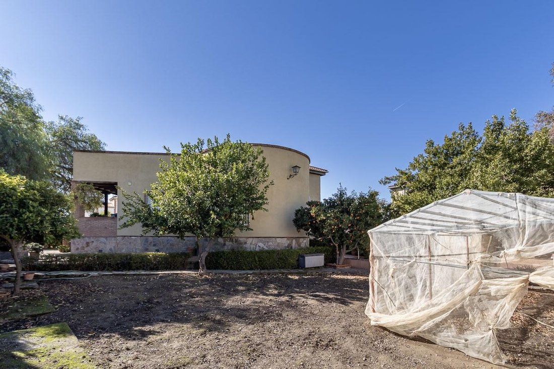 Villa in Las Gabias, Andalusia, Spain 4 - 16725813