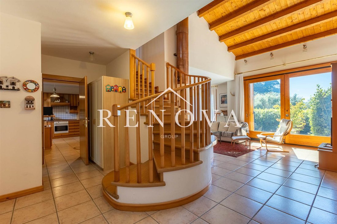 Villa in Garda, Veneto, Italy 5 - 16723904