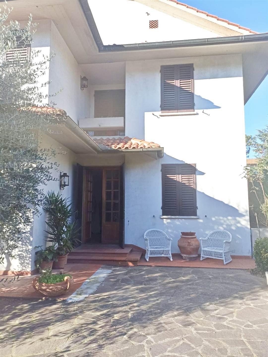 Villa in Poggibonsi, Tuscany, Italy 1 - 16722686