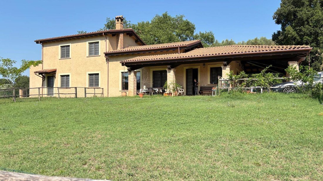 Selci, Lazio, Italy 1 - 16721834