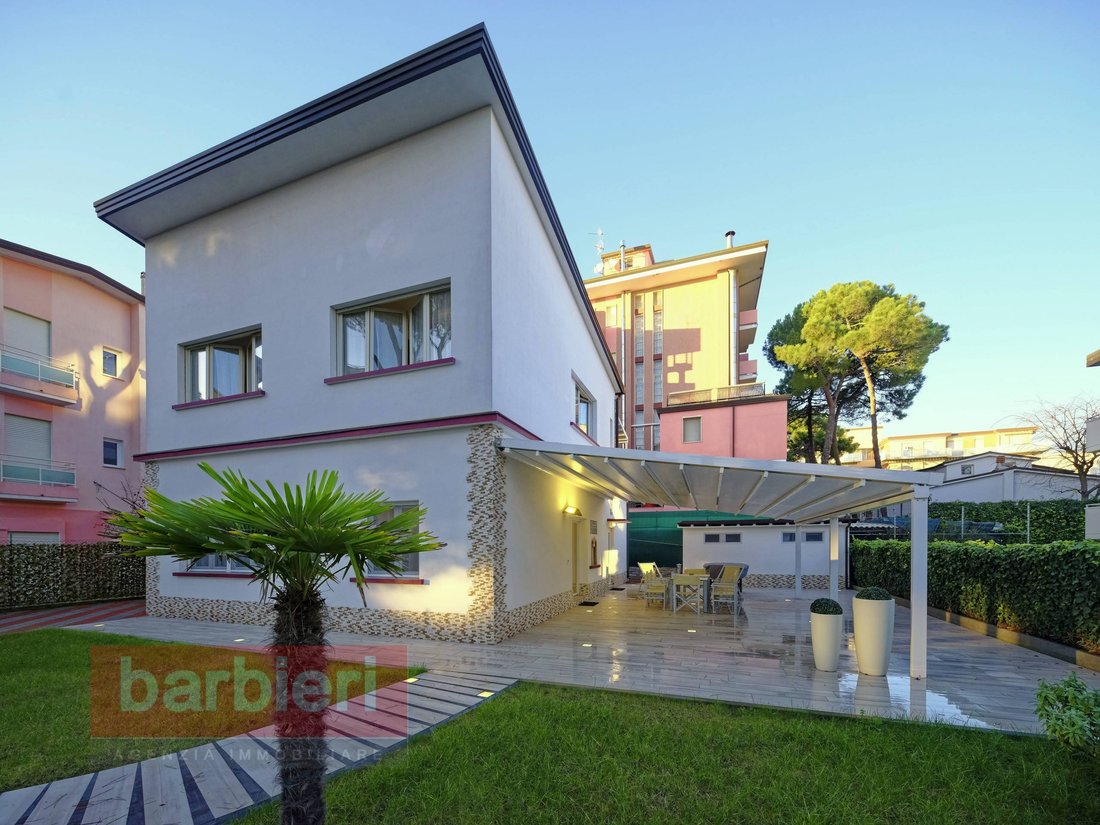 Villa in Milano Marittima, Cervia, Emilia-Romagna 3 - 16726389