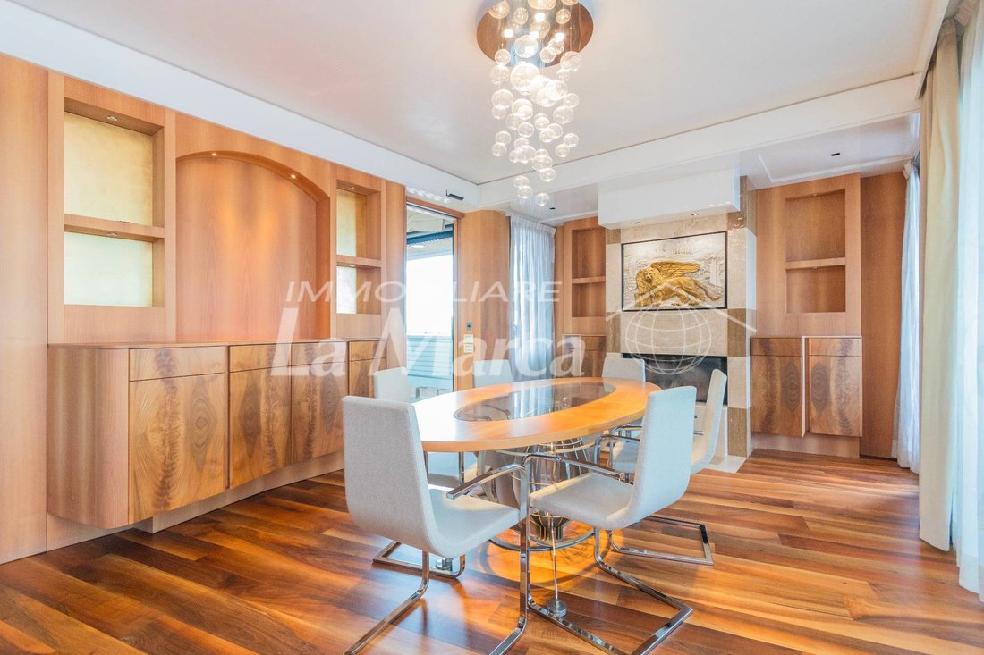 Penthouse in Kathedrale - Piazza dei Signori, Treviso, Italien 4 - 16696571