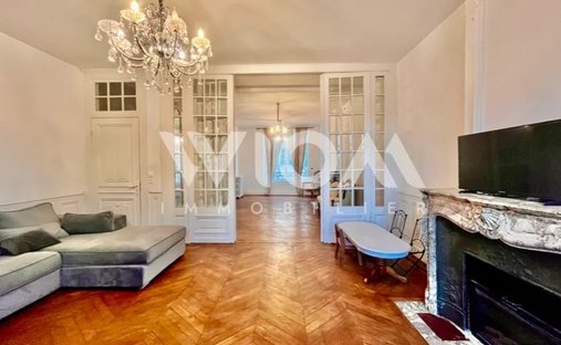 Castle for Sale in Arras, Hauts-de-France, France