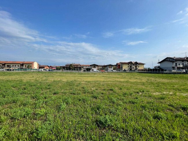 Land in Comun Nuovo, Lombardy, Italy 3 - 16408332