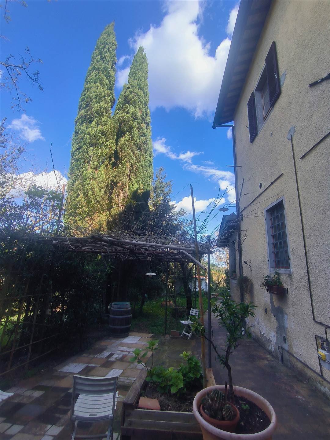 Poggibonsi, Tuscany, Italy 5 - 16723605