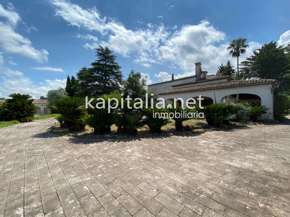 Villa in Albaida, Valencian Community, Spain 1 - 15107051
