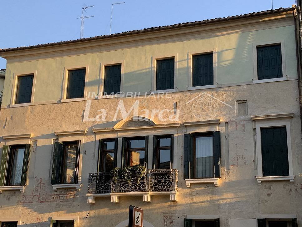 Apartment in Cathedral - Piazza dei Signori, Treviso, Italy 1 - 16555612