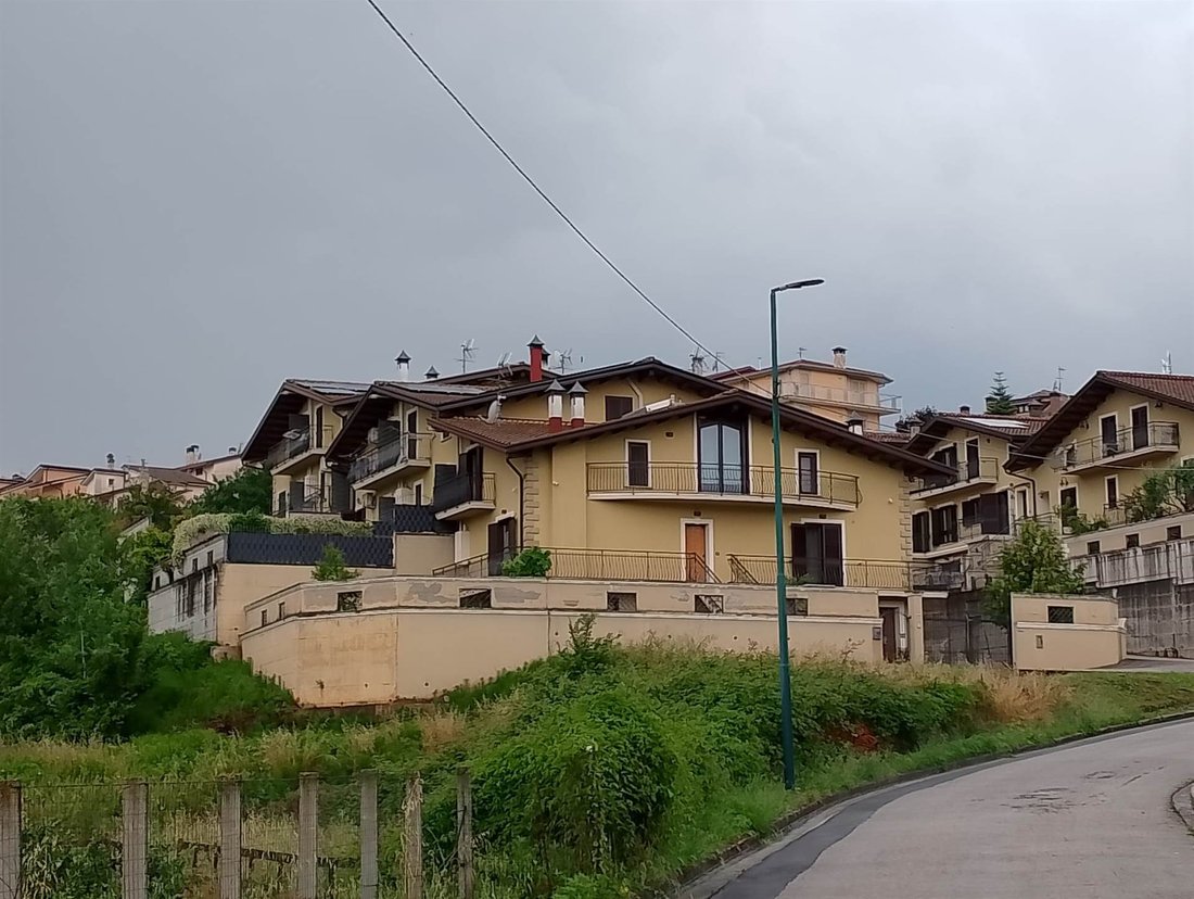 Land in Cesinali, Campania, Italy 5 - 16723486