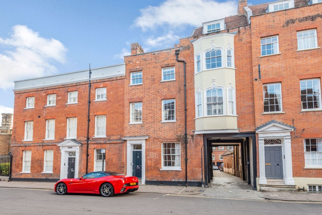 House in Clewer St Stephen, Windsor, England 1 - 16720334