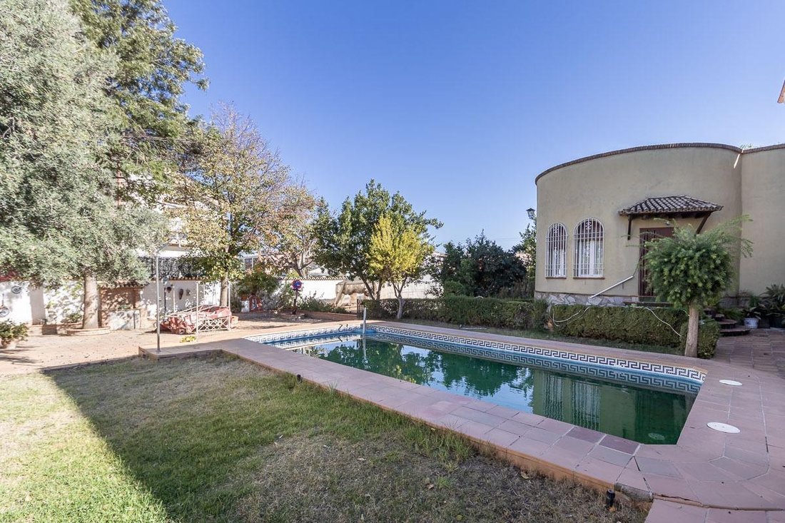 Villa in Las Gabias, Andalusia, Spain 1 - 16725813