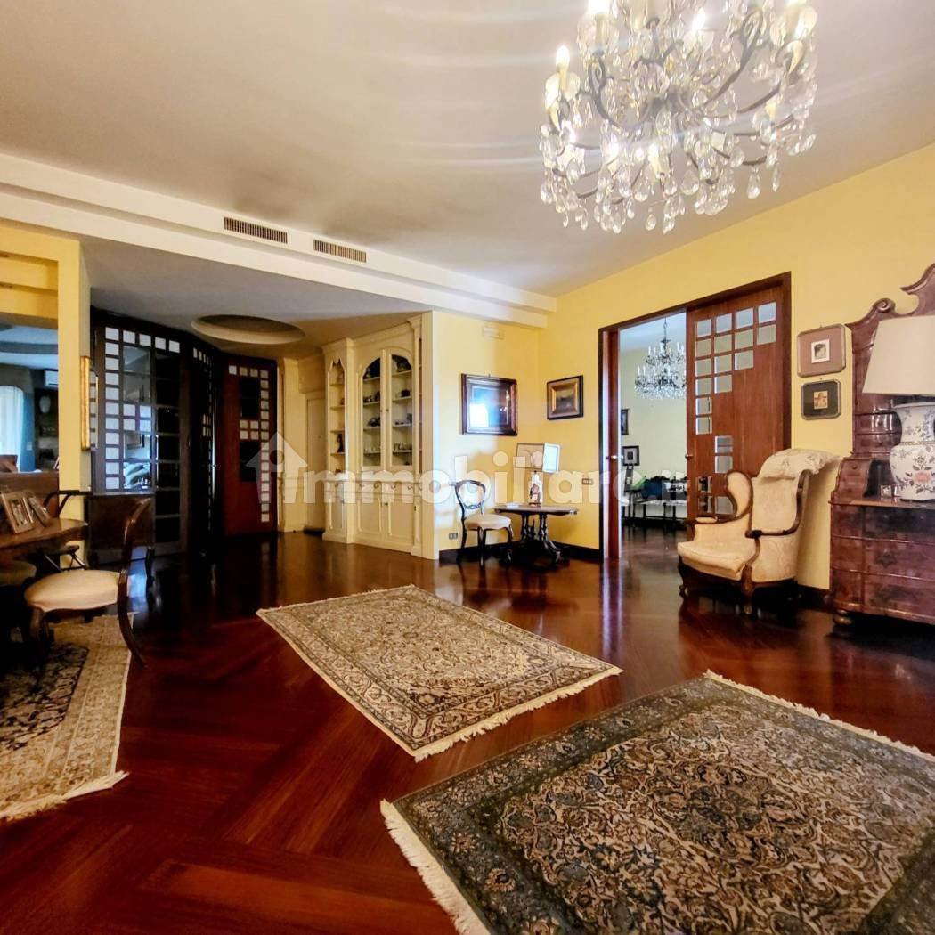 Apartamento en Avellino, Campania, Italia 1 - 16723364