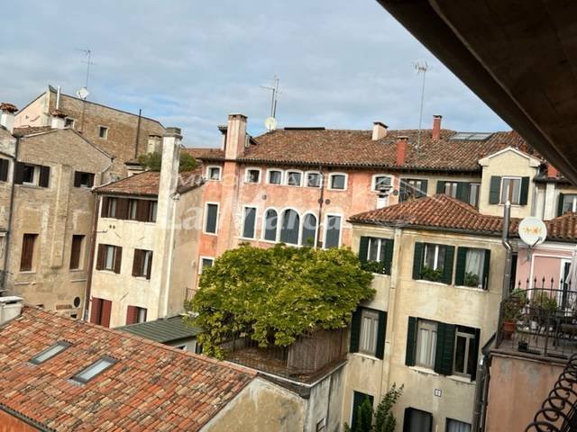 Penthouse in Cathedral - Piazza dei Signori, Treviso, Italy 1 - 16556152
