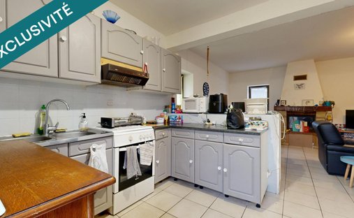 Castle for Sale in Le Bugue, Nouvelle-Aquitaine, France